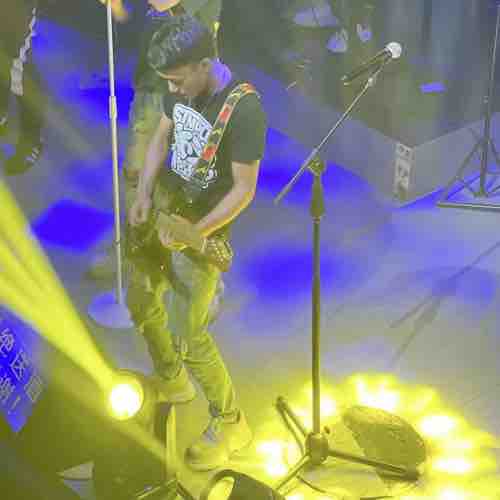 小林秋秋的音乐