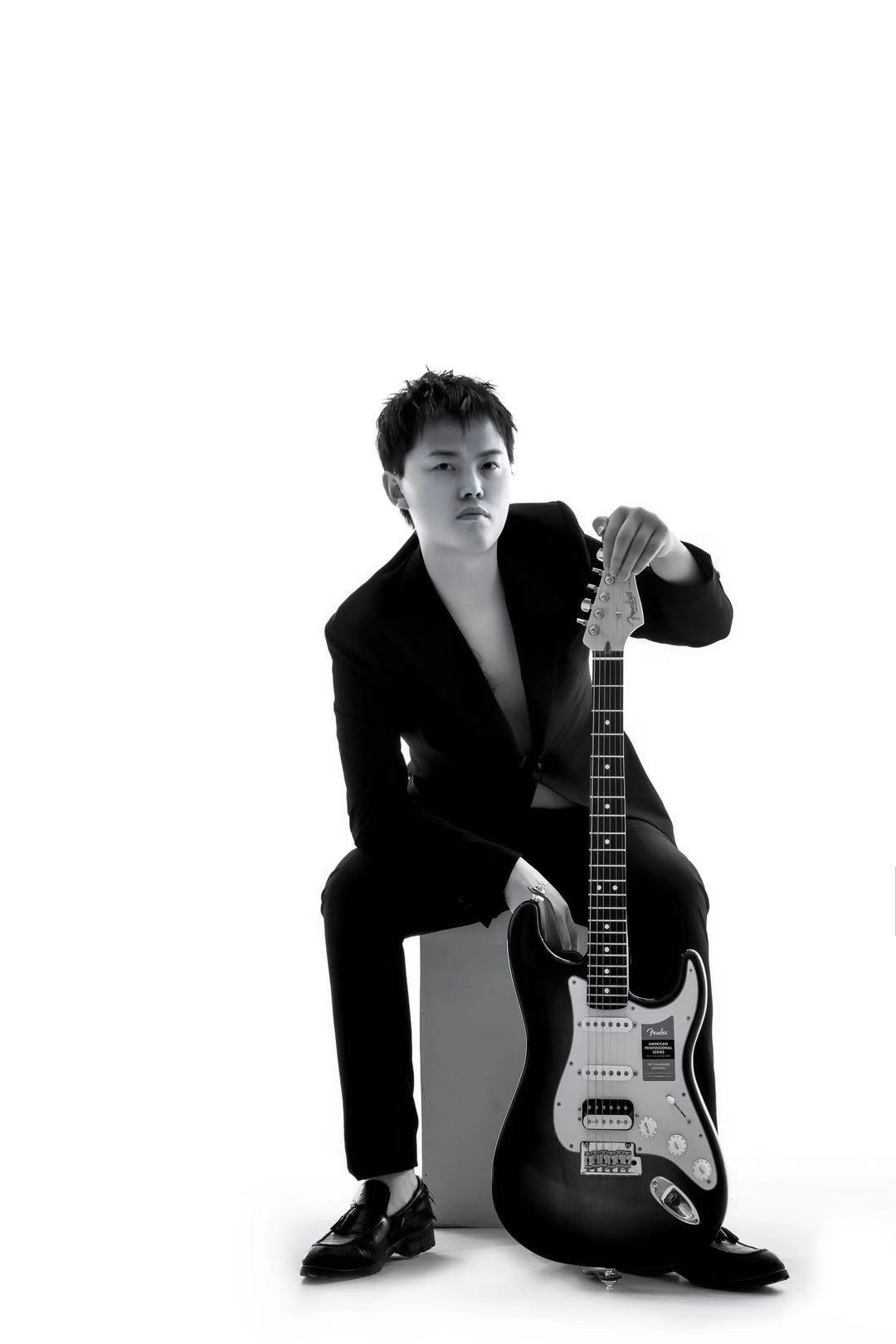 Guitar_何世雄